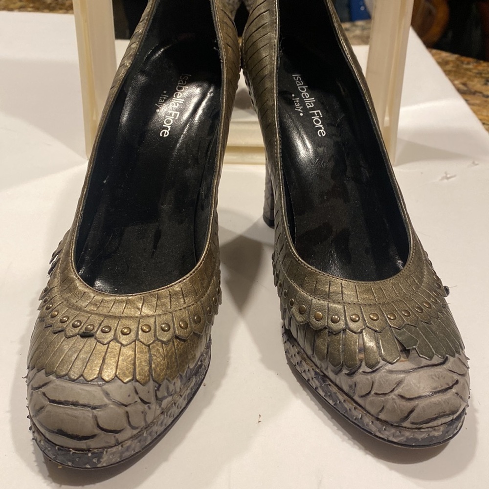 Isabella Fiori shoes size 8